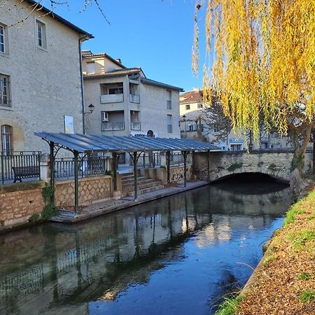 Le Nid De Marius Apartment L'Isle-sur-la-Sorgue Bagian luar foto