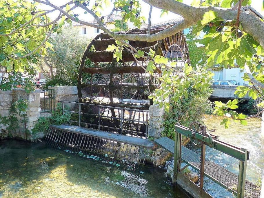 Le Nid De Marius Apartment L'Isle-sur-la-Sorgue Bagian luar foto