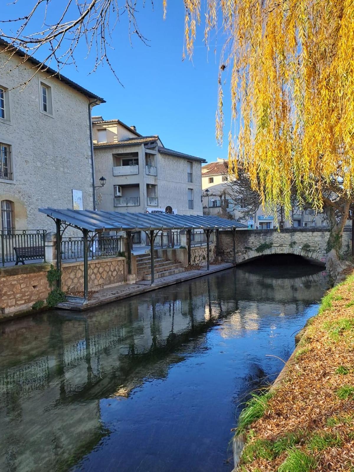 Le Nid De Marius Apartment L'Isle-sur-la-Sorgue Bagian luar foto